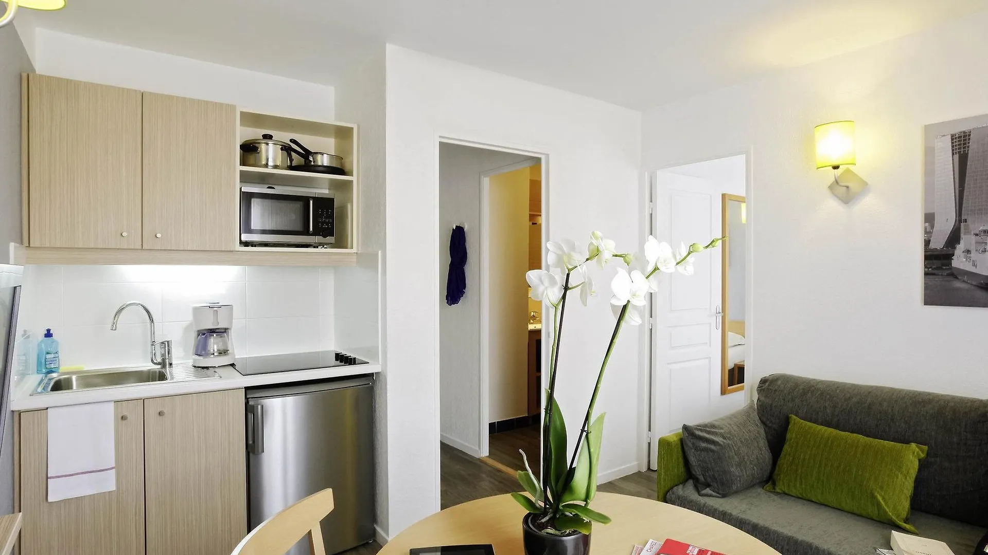 Aparthotel Adagio Access Marseille Prado Perier 3*,  France