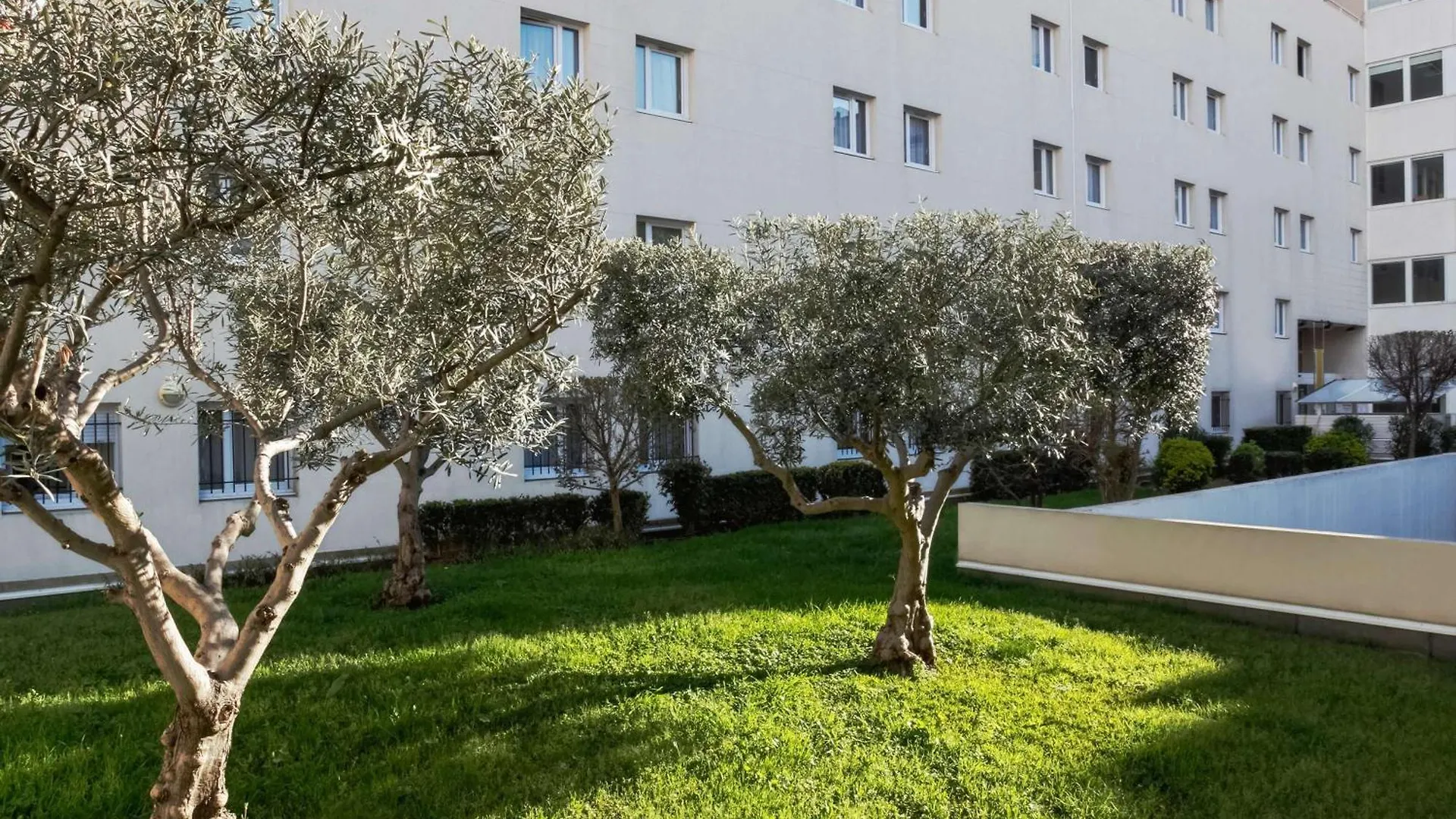 Aparthotel Adagio Access Marseille Prado Perier 3*,  France